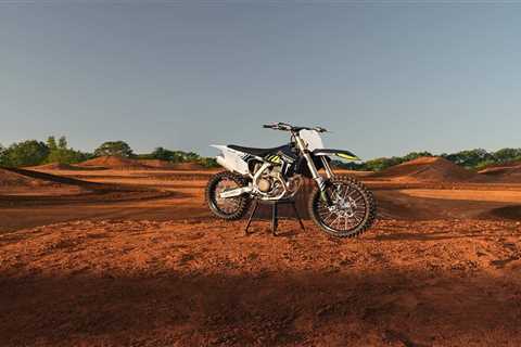 Triumph Debuts Its TF 250-X Dirt Bike With Video