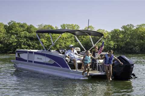 Barletta Pontoons Corsa vs Lusso Series