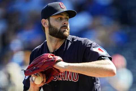 The Red Sox Raise Their Floor, Bring in Lucas Giolito on a Two-Year Deal