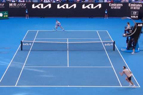 Novak Djokovic Leaves Australian Open Commentator Stunned with Never-Before-Seen Shot as Fans Hail..