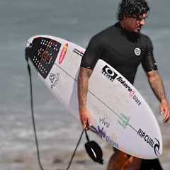 Gabriel Medina Training for The PIPE PRO CONTEST ''24