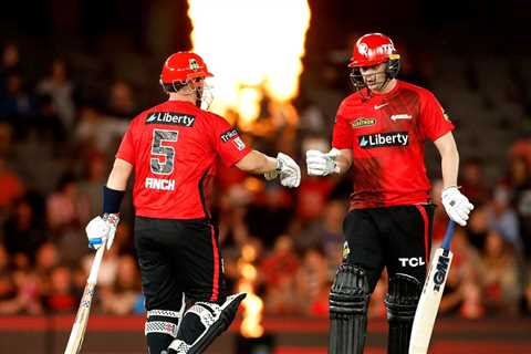 Six on the leg side: the missed no-balls in Renegades' chase