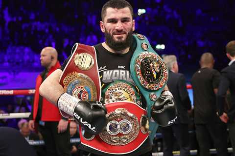 Artur Beterbiev and Dmitry Bivol to clash for Ring light heavyweight belt on June 1