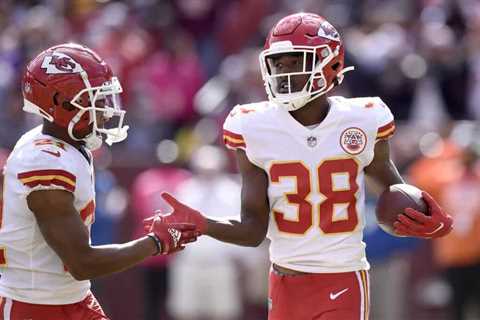 Insider Says L’Jarius Sneed Trade ‘Doesn’t Add Up’ For Chiefs