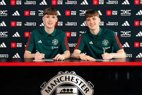 Manchester United: Darren Fletcher's Sons Sign First Pro Contracts