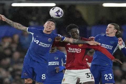 Manchester United's Kobbie Mainoo shines in duel with Enzo Fernandez