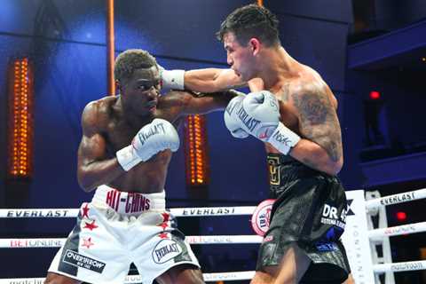 Richardson Hitchins Comes Out on Top Against Gustavo Lemos