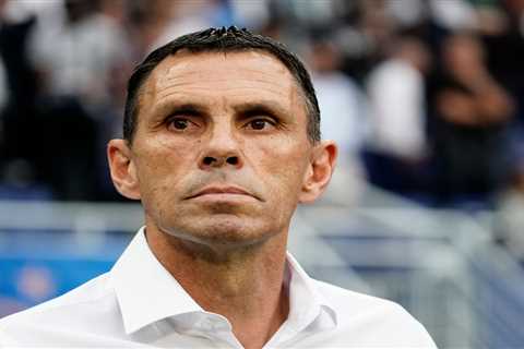 Tottenham Legend Gus Poyet Believes Arsenal Still in Premier League Title Hunt Despite Aston Villa..