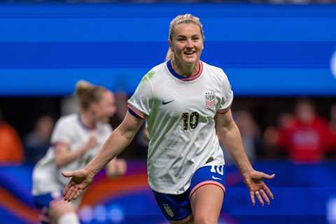 10 Things You Need to Know About Lindsey Horan