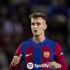 Casado ‘shocked’ by Laporta praise as he confirms Barcelona renewal is close
