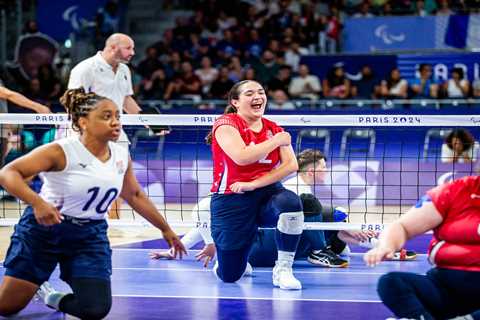 Schieck shines as USA dominate France