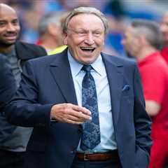 Football Icon Neil Warnock Mocks Tyson Fury Over Latest Boxing 'Retirement'