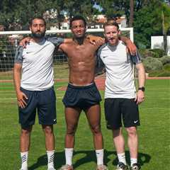 This 18-Year-Old Arsenal Kid Is Training With a Beach Soccer Legend (And It's Actually Genius)