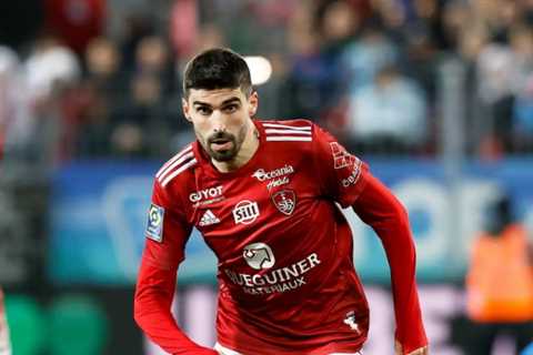 Battle Brewing: Lyon and Rennes Chase Brest’s Midfield Maestro Lees-Melou