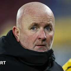 Martindale Keeps Livingston Job Despite Bottom Position