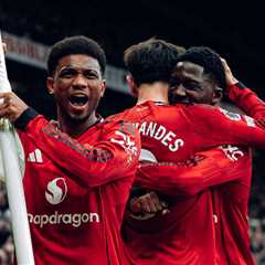 Carrick Wins First Game as United Beat City 2-0