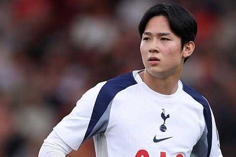 Coventry Sign Tottenham Winger Yang Min-hyeok on Loan