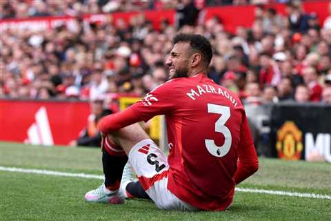 Juventus Resume Mazraoui Interest, Face Norton-Cuffy Fight