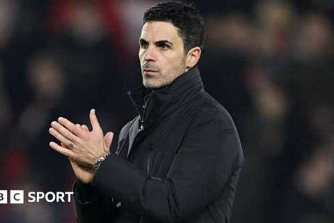 Arsenal title chance grows as rivals slip after draw