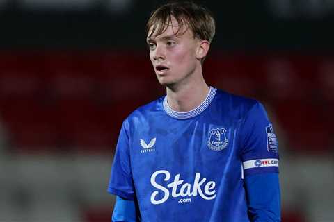 Accrington Sign Luke Butterfield on Loan From Chesterfield