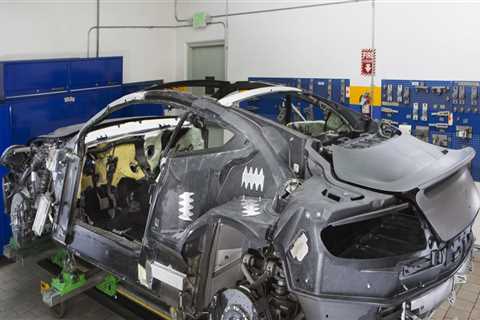 Finding Reliable Auto Body Garages in Thousand Oaks